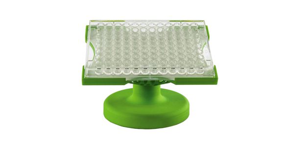 frontalansicht smartstand mit well plate mikrotiterplatte